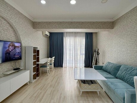 Kirayə 2 otaqlı mənzil, 80 m², Park Azure: 1 200 ₼/ay 5