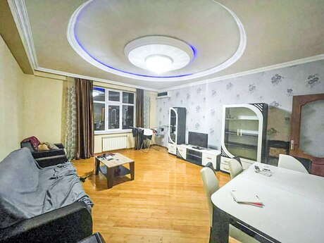 Kirayə 2 otaqlı mənzil, 75 m², Qara Qarayev: 750 ₼/ay 4