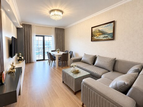 Kirayə 3 otaqlı mənzil, 120 m², 28 May: 1 300 ₼/ay 3