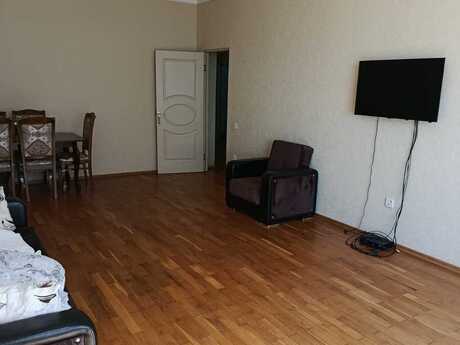 2-room apartment for rent, 100 m², Badamdar: 800 ₼/mo 2