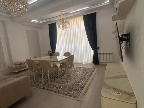 Kirayə 3 otaqlı mənzil, 120 m², 28 Park Residence: 1 500 ₼/ay 4