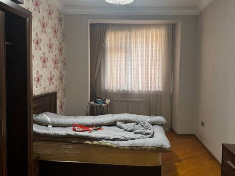 Kirayə 3 otaqlı mənzil, 130 m², 8 Noyabr: 1 299 ₼/ay 3