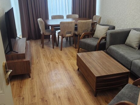 Elan №6469620 - Bakı, Xalqlar Dostluğu m., 2 otaqlı, 70 m², 17/17 mərtəbə