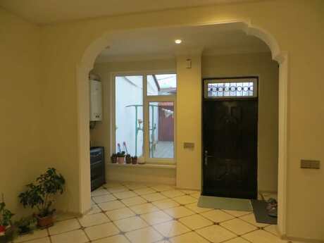 5 otaqlı həyət evi, 150 m², Zabrat: 89 900 ₼ 2