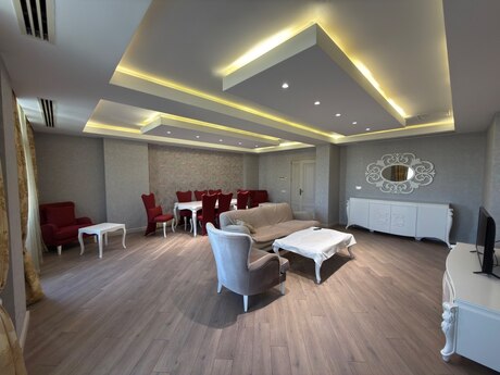 Kirayə 3 otaqlı mənzil, 175 m², İzmir Residence: 2 000 ₼/ay 4