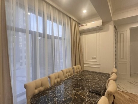 2-room apartment, 82 m², Parktown Residence: 290 000 ₼ 3