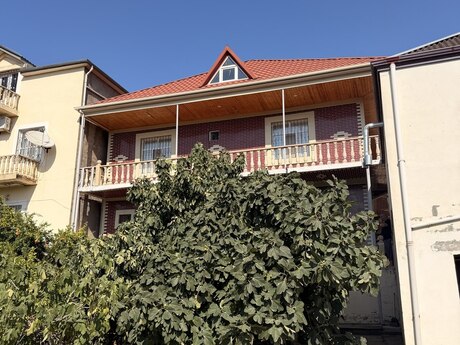5 otaqlı həyət evi, 450 m², Bakıxanov: 550 000 ₼ 2