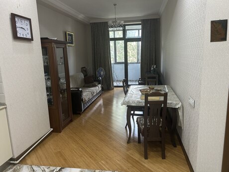 2-комн. · 60 m² · 3/6 этаж, Bakıxanov
