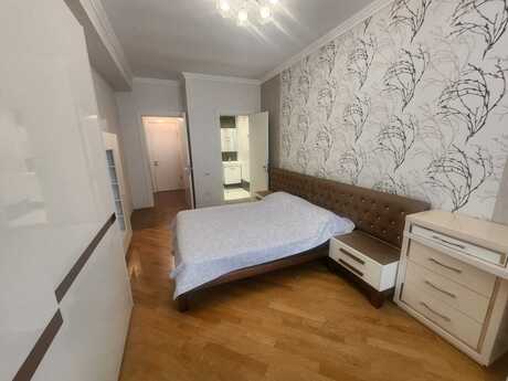 Kirayə 4 otaqlı mənzil, 175 m², Gənclik: 2 000 ₼/ay 4