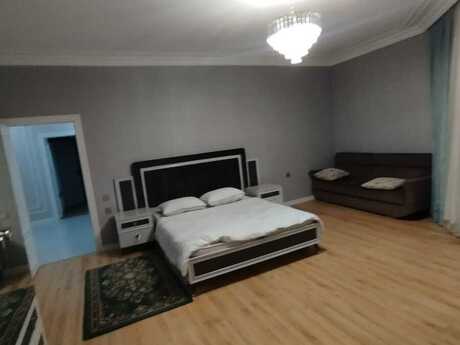 Kirayə 4 otaqlı mənzil, 180 m², Nərimanov: 1 700 ₼/ay 5