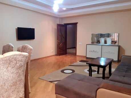 3 otaqlı mənzil, 110 m², Badamdar: 310 000 ₼ 2