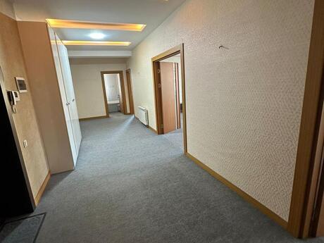 Kirayə 3 otaqlı mənzil, 120 m², Gənclik: 1 300 ₼/ay 3