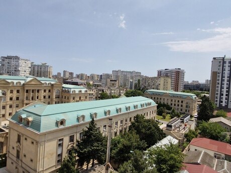 3-room apartment, 122 m², Azadlıq Prospekti: 215 000 ₼ 2