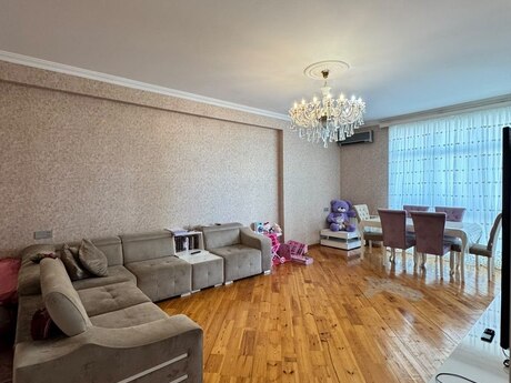 Объявление №6469894 - Баку, м. Нариман Нариманов, 2-комн., 85 м², 9/18 этаж