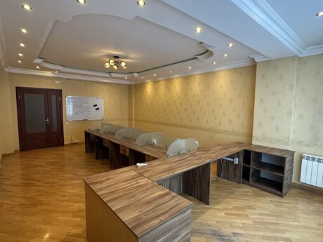 Kirayə 3 otaqlı mənzil, 170 m², Nəriman Nərimanov: 1 100 ₼/ay 5