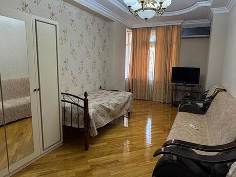 Аренда: 2-комнатная квартира, 80 м², Nəsimi: 999 ₼/мес 4