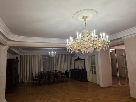 Kirayə 5 otaqlı mənzil, 240 m², Nəsimi: 200 ₼/ay 4