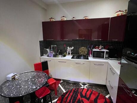 3 otaqlı mənzil, 117 m², 28 May: 455 000 ₼ 2