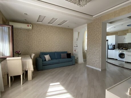 3-room apartment for rent, 81 m², Həzi Aslanov: 800 ₼/mo 2