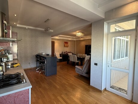 2-room apartment, 102 m², Nəriman Nərimanov: 289 000 ₼ 5