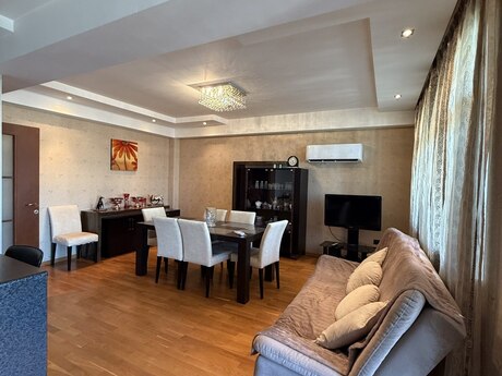 2-room apartment, 102 m², Nəriman Nərimanov: 289 000 ₼ 2