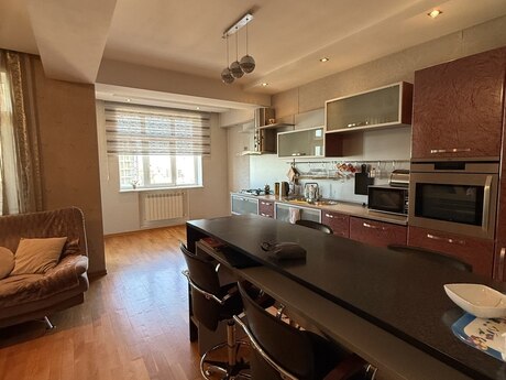 2-room apartment, 102 m², Nəriman Nərimanov: 289 000 ₼ 3