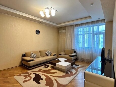 Kirayə 2 otaqlı mənzil, 112 m², Nizami: 1 200 ₼/ay 2