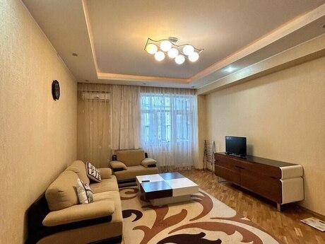 2 otaq · 112 m² · 13/16 mərtəbə, Nizami