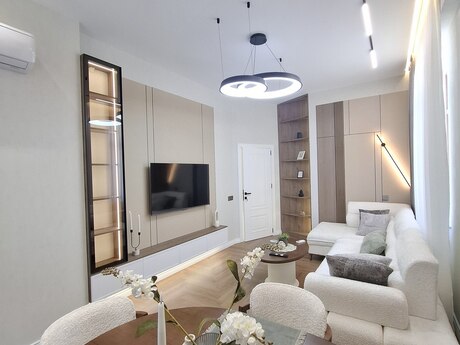 2-room apartment, 65 m², 8 Noyabr: 295 000 ₼ 3