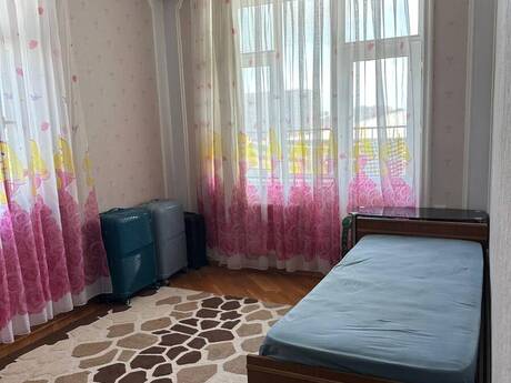 3-room apartment for rent, 100 m², Xalqlar Dostluğu: 799 ₼/mo 4