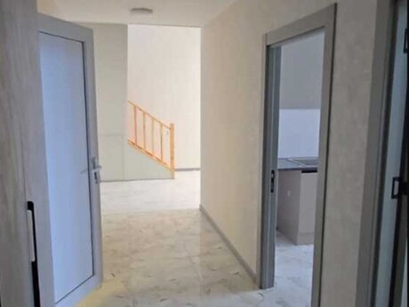 4 rooms · 90 m² · floor 13/13, Saray
