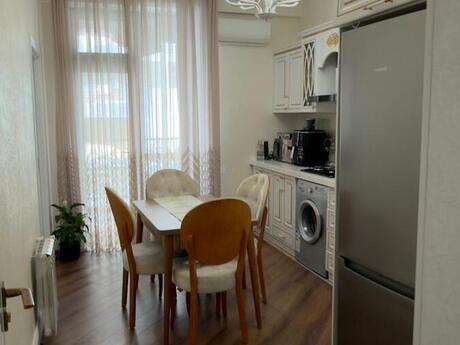 2 otaqlı mənzil, 55 m², 28 May: 205 000 ₼ 3