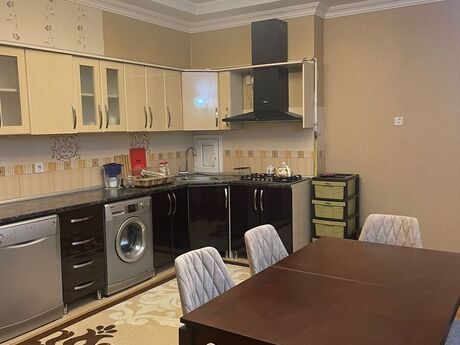 Объявление №6470237 - Баку, м. Шах Исмаил Хатаи, 3-комн., 150 м², 6/17 этаж
