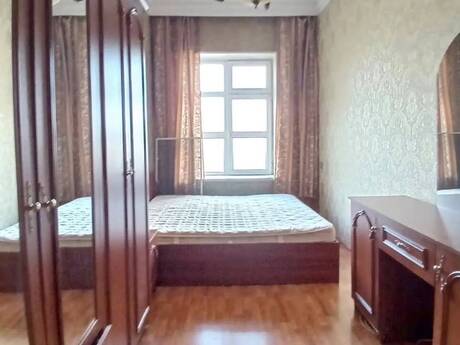 3 otaqlı mənzil, 80 m², Sahil: 350 000 ₼ 2