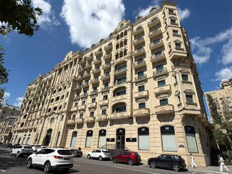 4 otaqlı mənzil, 226 m², Nizami: 904 000 ₼ 4