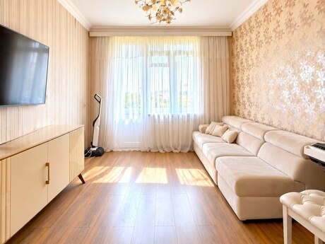 Объявление №6470338 - Баку, пос. Бакиханова, 3-комн., 70 м², 5/5 этаж