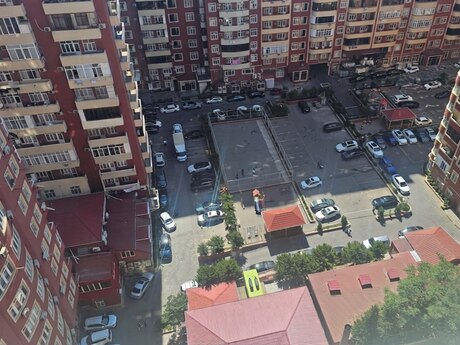 3 otaqlı mənzil, 137 m², Azadlıq Prospekti: 425 000 ₼ 2