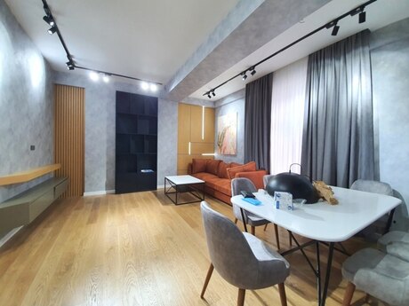 Kirayə 3 otaqlı mənzil, 120 m², Ağ şəhər: 2 000 ₼/ay 2