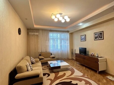 Kirayə 2 otaqlı mənzil, 110 m², Nizami: 1 200 ₼/ay 2