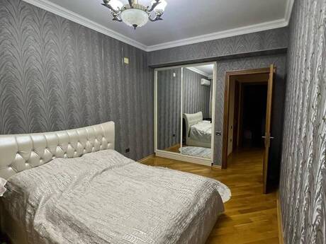 Kirayə 4 otaqlı mənzil, 165 m², Nəriman Nərimanov: 1 200 ₼/ay 4