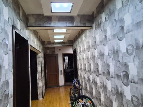 4-room apartment, 80 m², Azadlıq Prospekti: 255 000 ₼ 3
