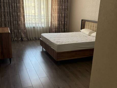 Kirayə 3 otaqlı mənzil, 140 m², Ağ şəhər: 2 000 ₼/ay 3