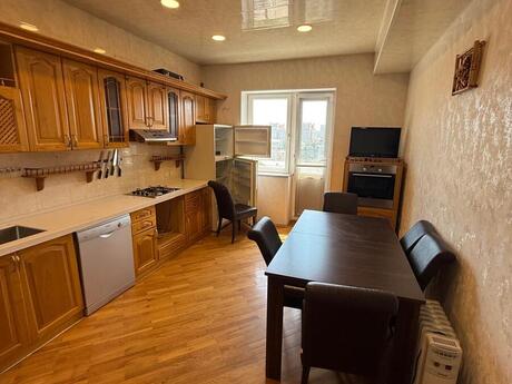 Kirayə 3 otaqlı mənzil, 140 m², Elmlər Akademiyası: 1 400 ₼/ay 5