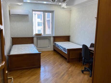 Kirayə 3 otaqlı mənzil, 140 m², Elmlər Akademiyası: 1 400 ₼/ay 4