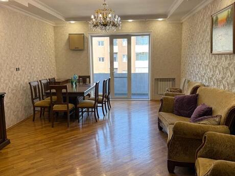 Kirayə 3 otaqlı mənzil, 140 m², Elmlər Akademiyası: 1 400 ₼/ay 3