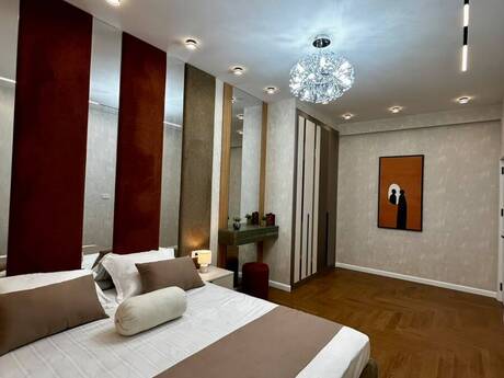 2-room apartment, 68 m², 8 Noyabr: 275 000 ₼ 4