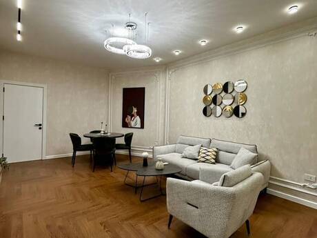 3 otaqlı mənzil, 90 m², 8 Noyabr: 358 000 ₼ 4
