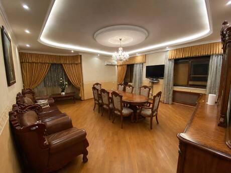 Elan №6470586 - Bakı, Nərimanov r., 4 otaqlı, 185 m², 13/17 mərtəbə