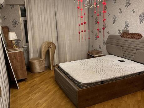 Аренда: 4-комнатная квартира, 132 м², İnşaatçılar: 800 ₼/мес 4