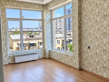Elan №6470443 - Bakı, Nərimanov r., 3 otaqlı, 115 m², 2/15 mərtəbə